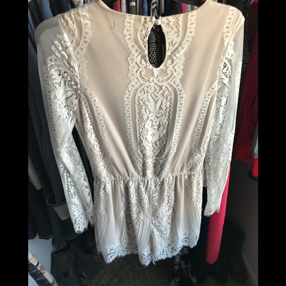 Romper - Picture 1 of 3